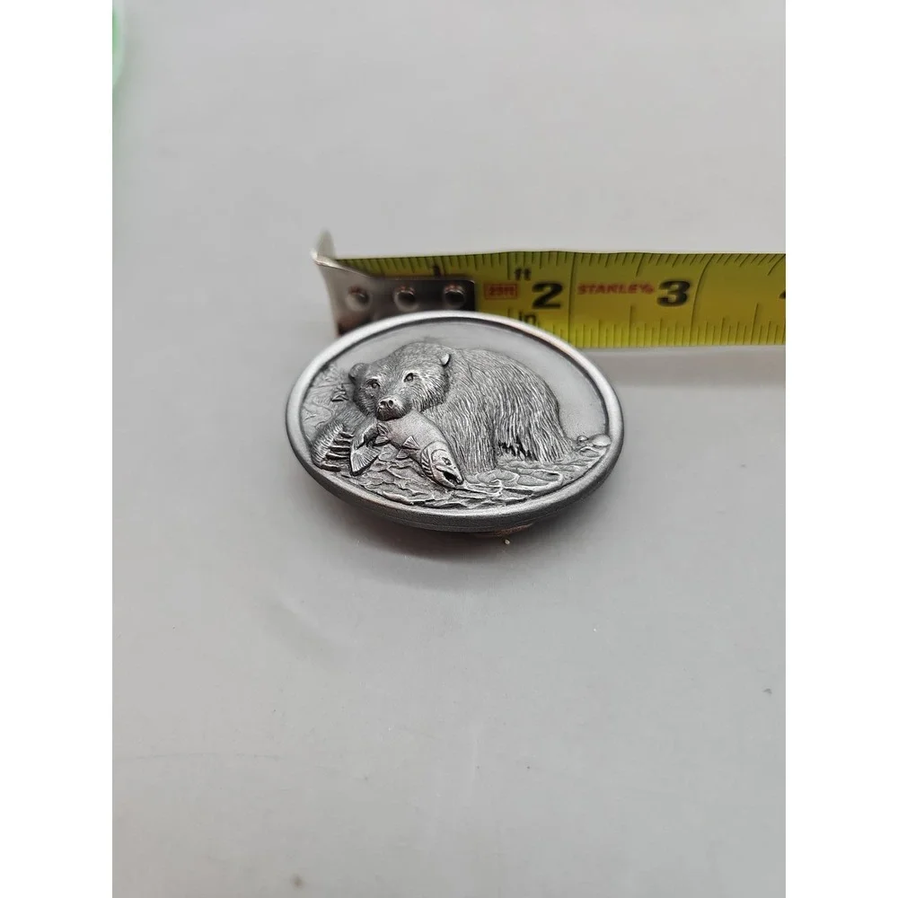 SISKIYOU 1983‎ BEAR With Fish In Mouth  BELT BUCKLE Vintage